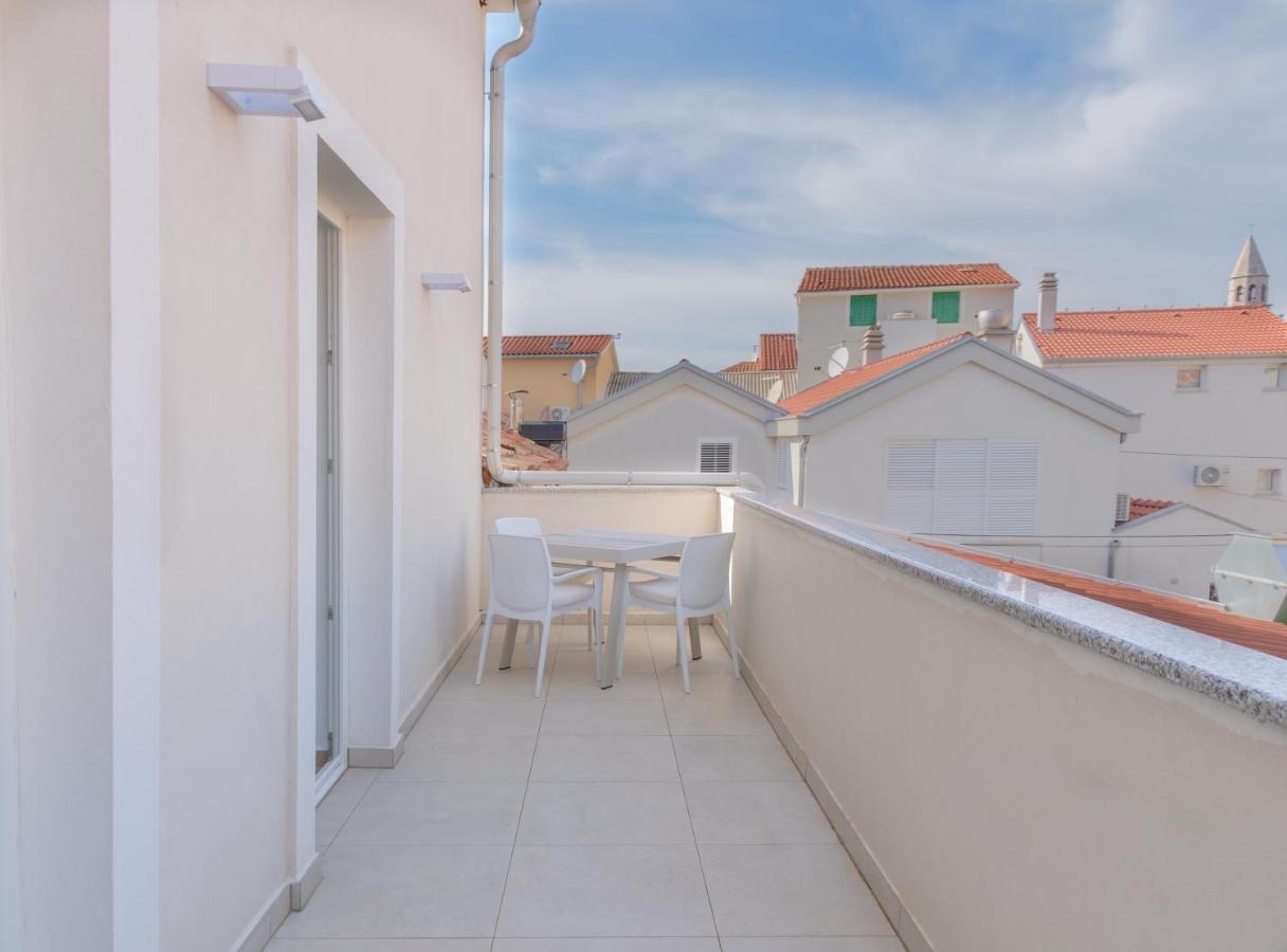 Sangulin Palace V Biograd Na Moru Exterior photo